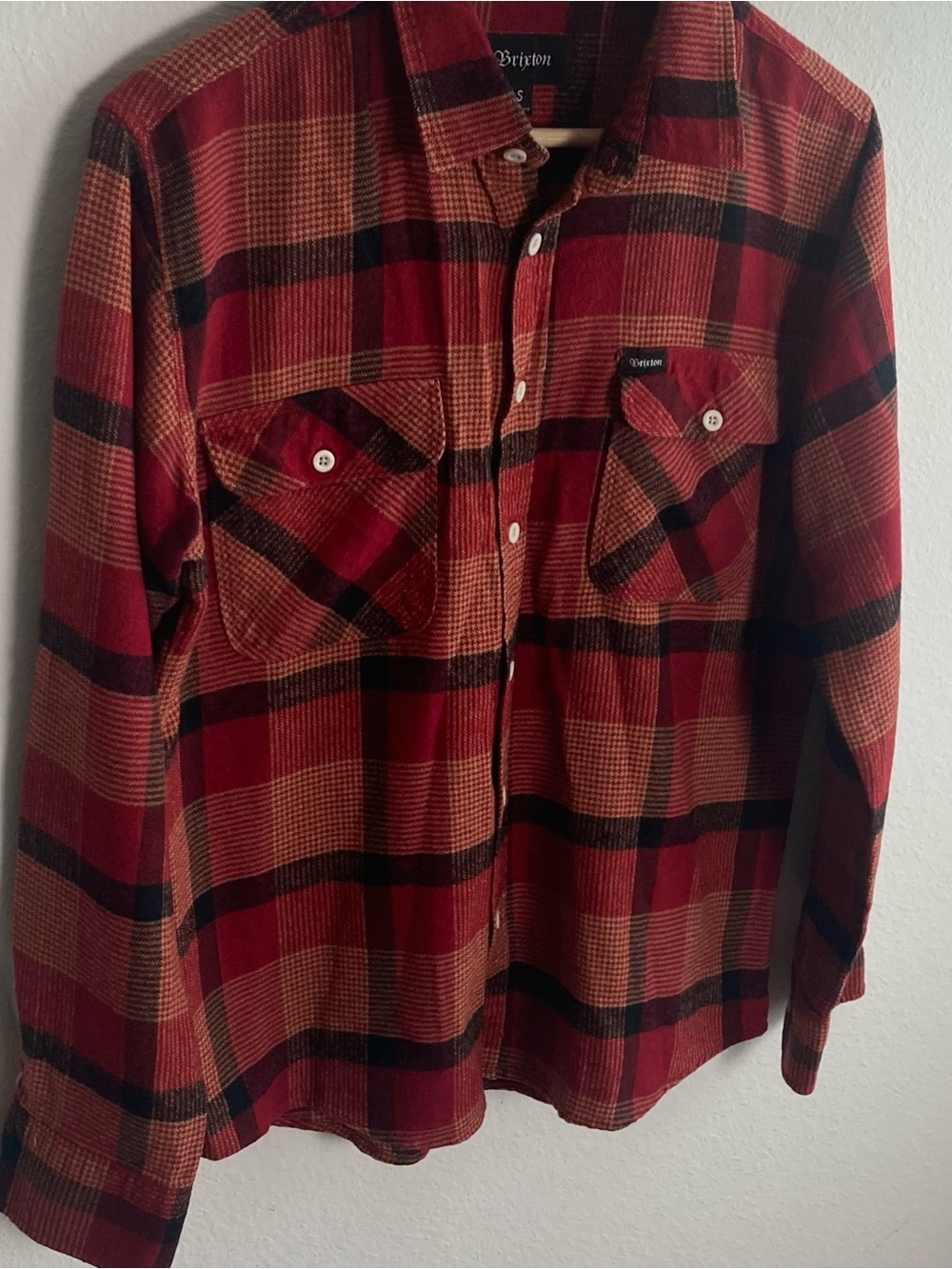 Brixton Flannel Mens Plaid Button Down Shirt Red Brown Size Small Skateboard - Picture 2 of 7